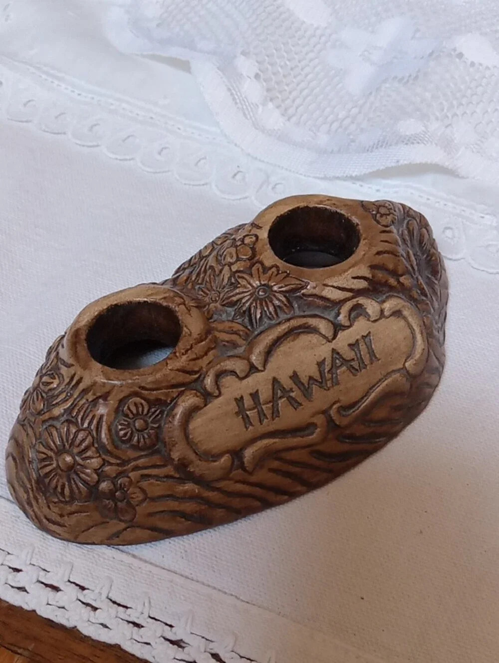 Hawaii Pineapple Salt & Pepper Shakers - Brown